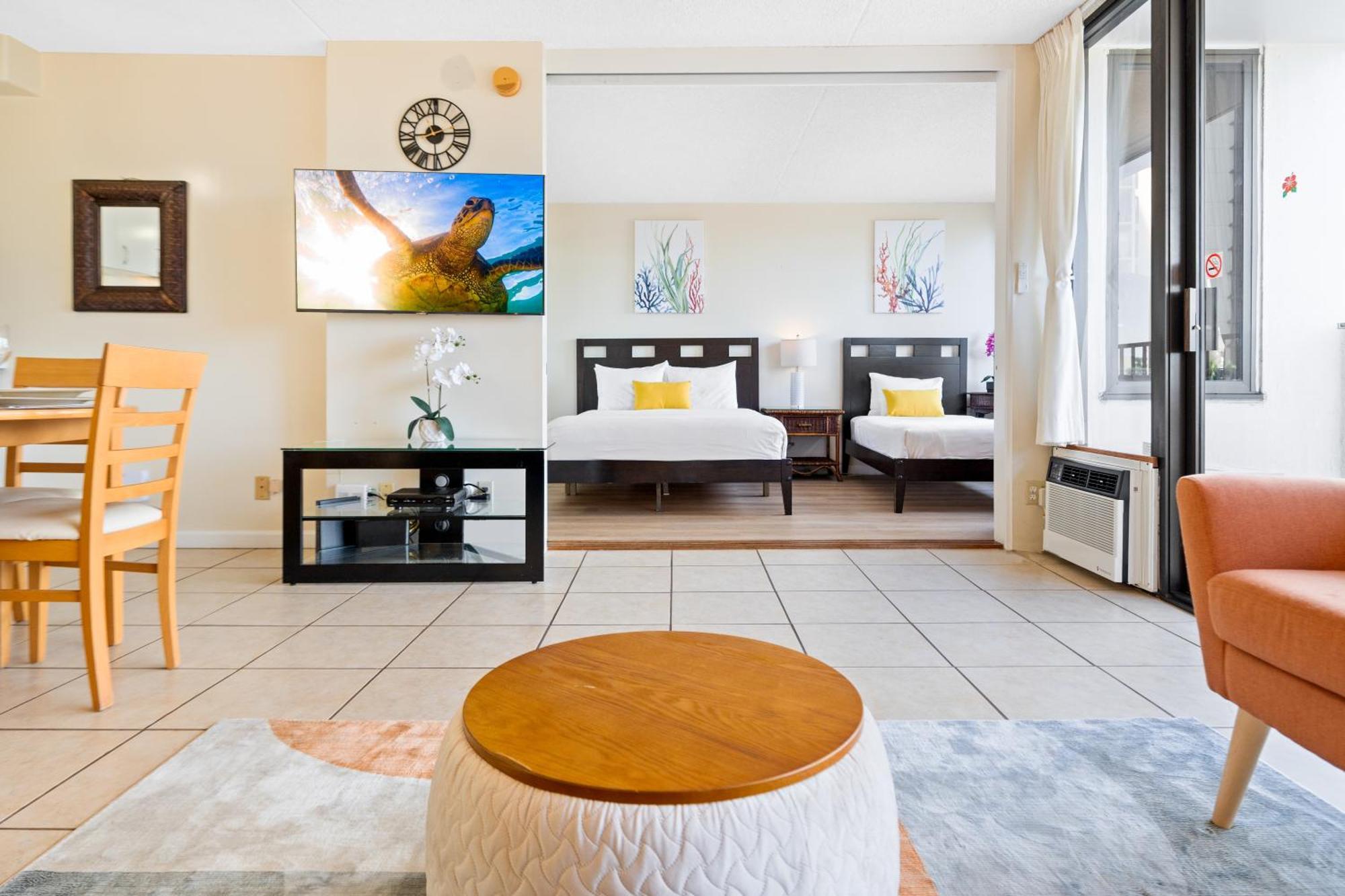 Cozy Waikiki Getaway, Stroll To Beach With Free Parking Гонолулу Экстерьер фото