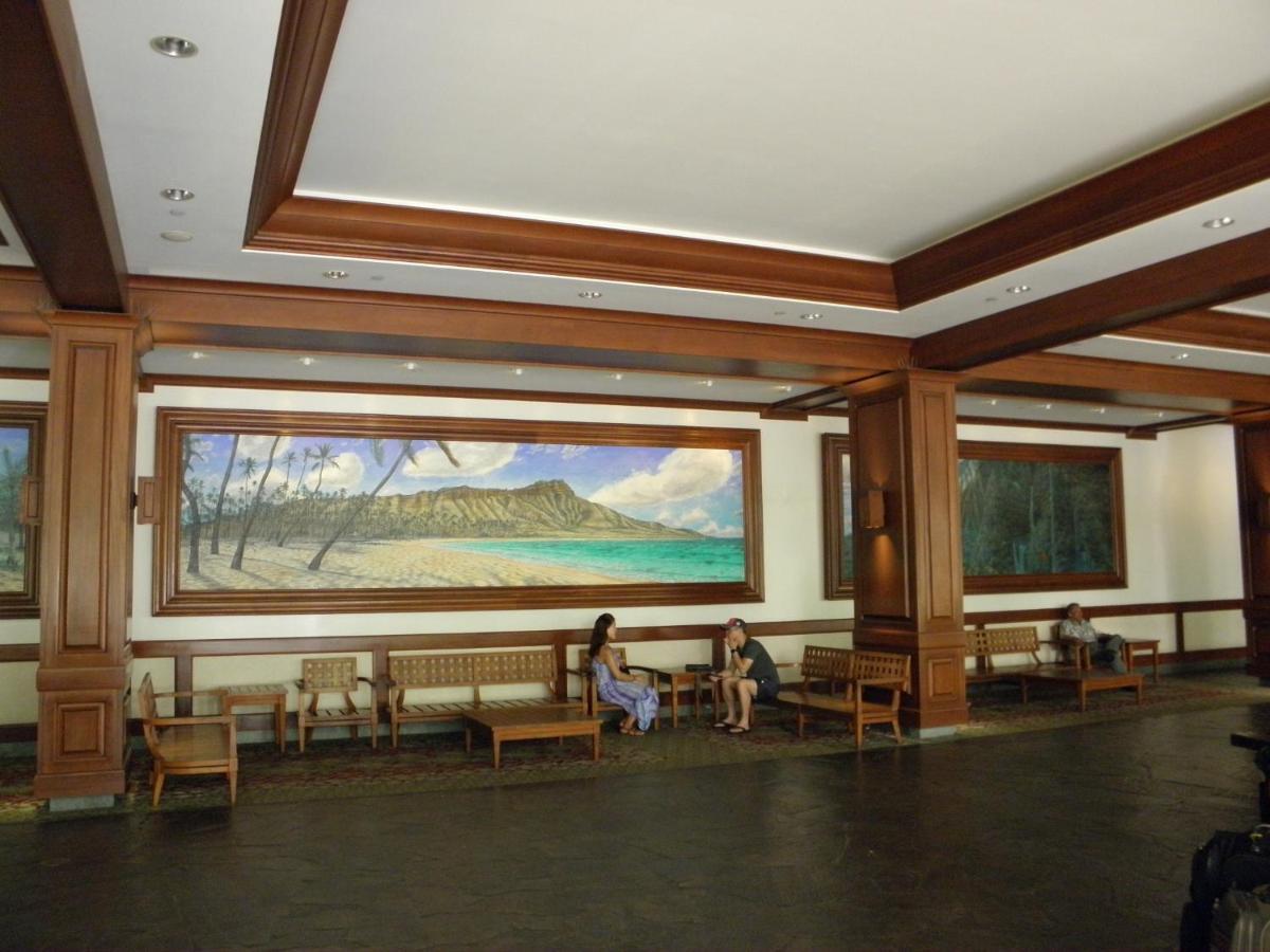 Cozy Waikiki Getaway, Stroll To Beach With Free Parking Гонолулу Экстерьер фото